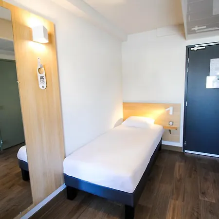 B&B Hotel Valence Tgv Romans Alixan Exterior photo